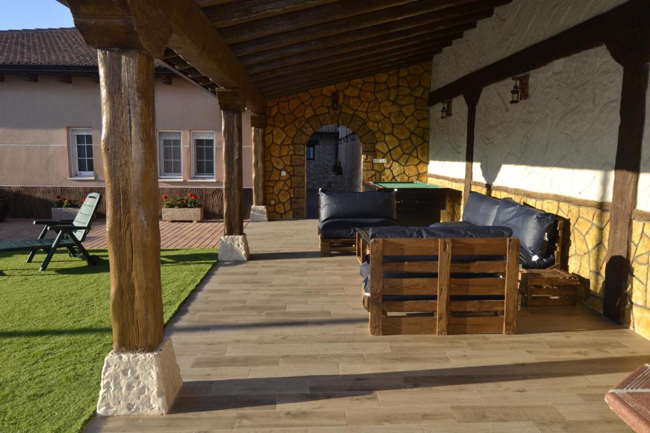 El Capricho De Los Carrascos Juarros de Voltoya Екстериор снимка
